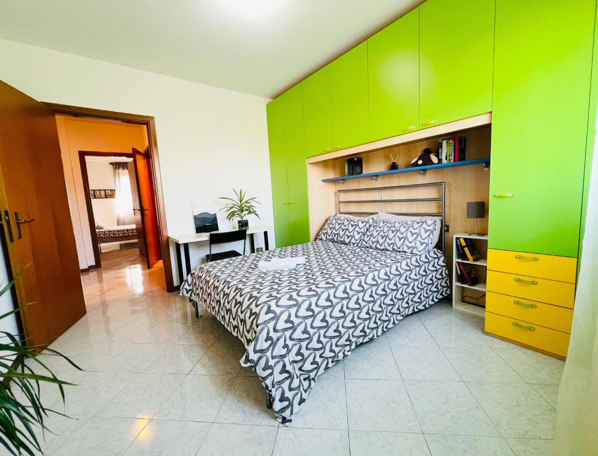 Big In Navigli District With 2 Balcony And Parking Milan