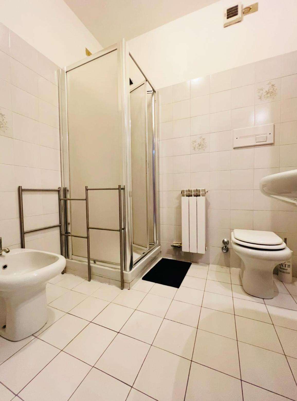 Apartment Big In Navigli District With 2 Balcony And Parking Milan